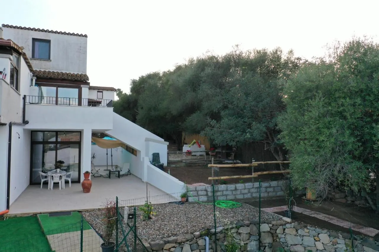 casa vacanza a due passi dalla spiaggia Bari Sardo 0*,